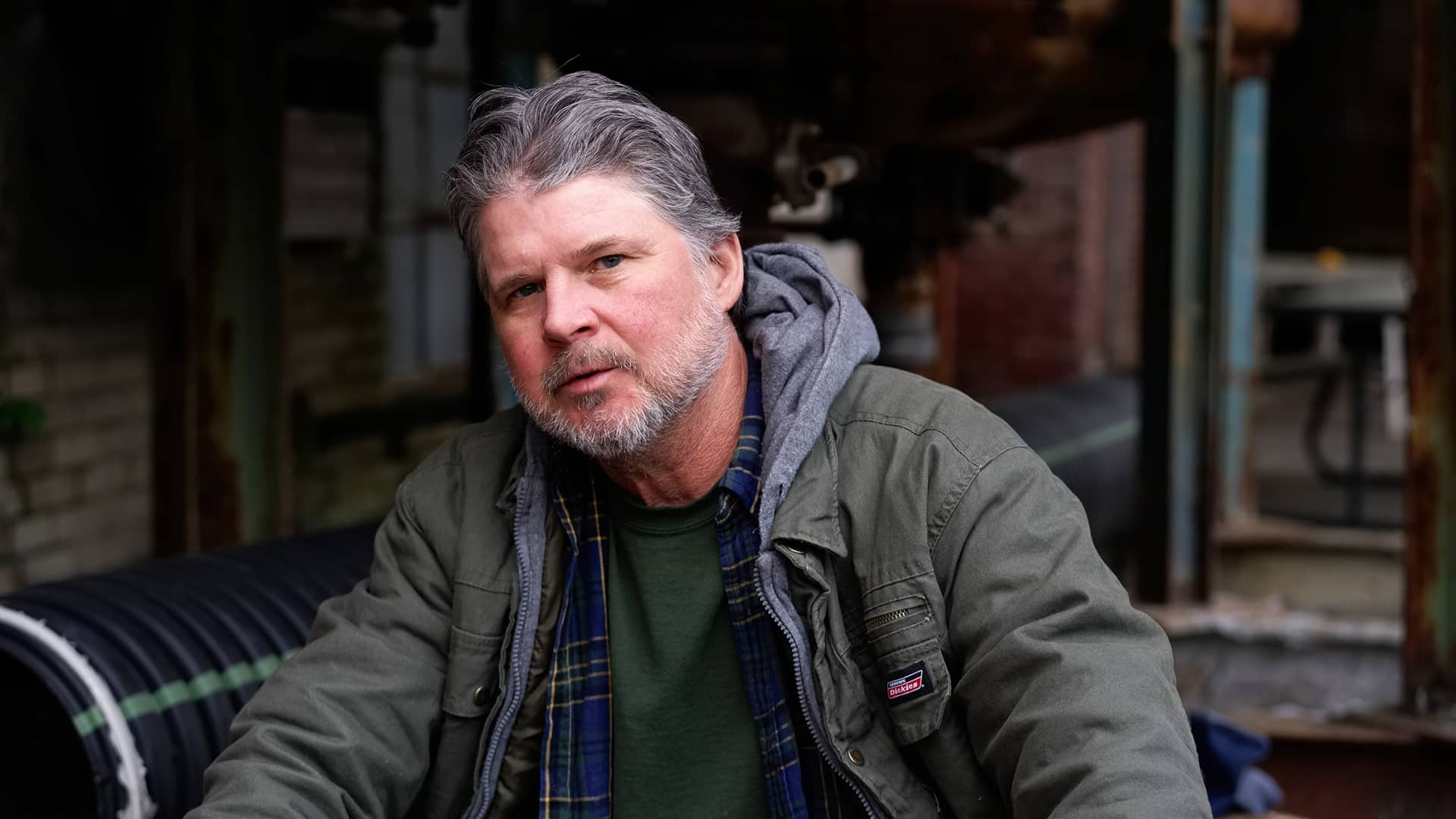 Promotional image for Chris Knight performing live at Carol's Pub on September 18, 2025